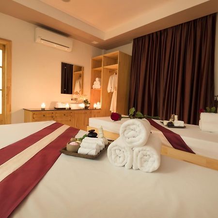 อนิก บูทิค โฮเต็ล Hotel พนมเปญ ภายนอก รูปภาพ
